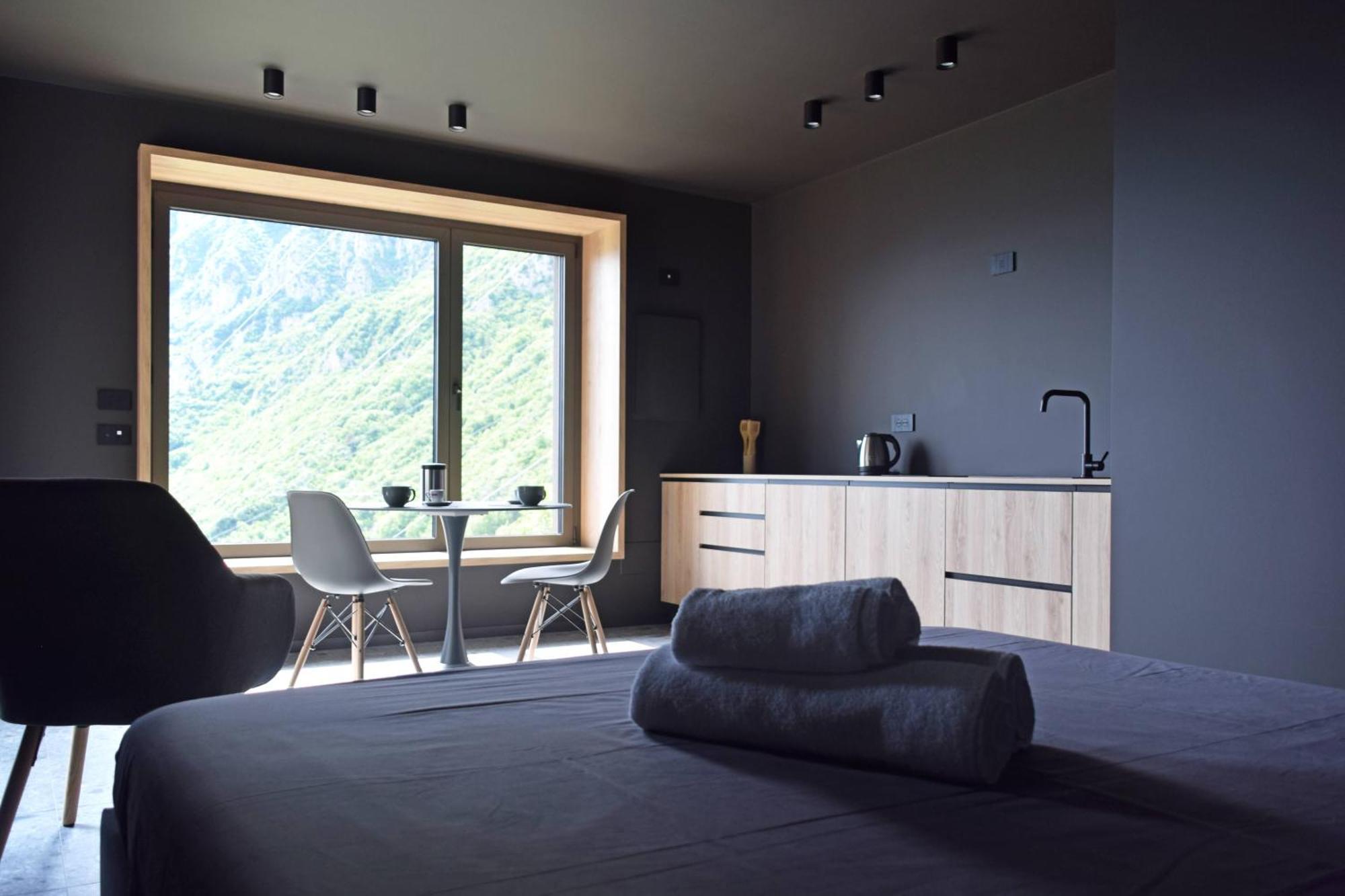 La Casa Di Cesare Hotel Rogno Eksteriør billede